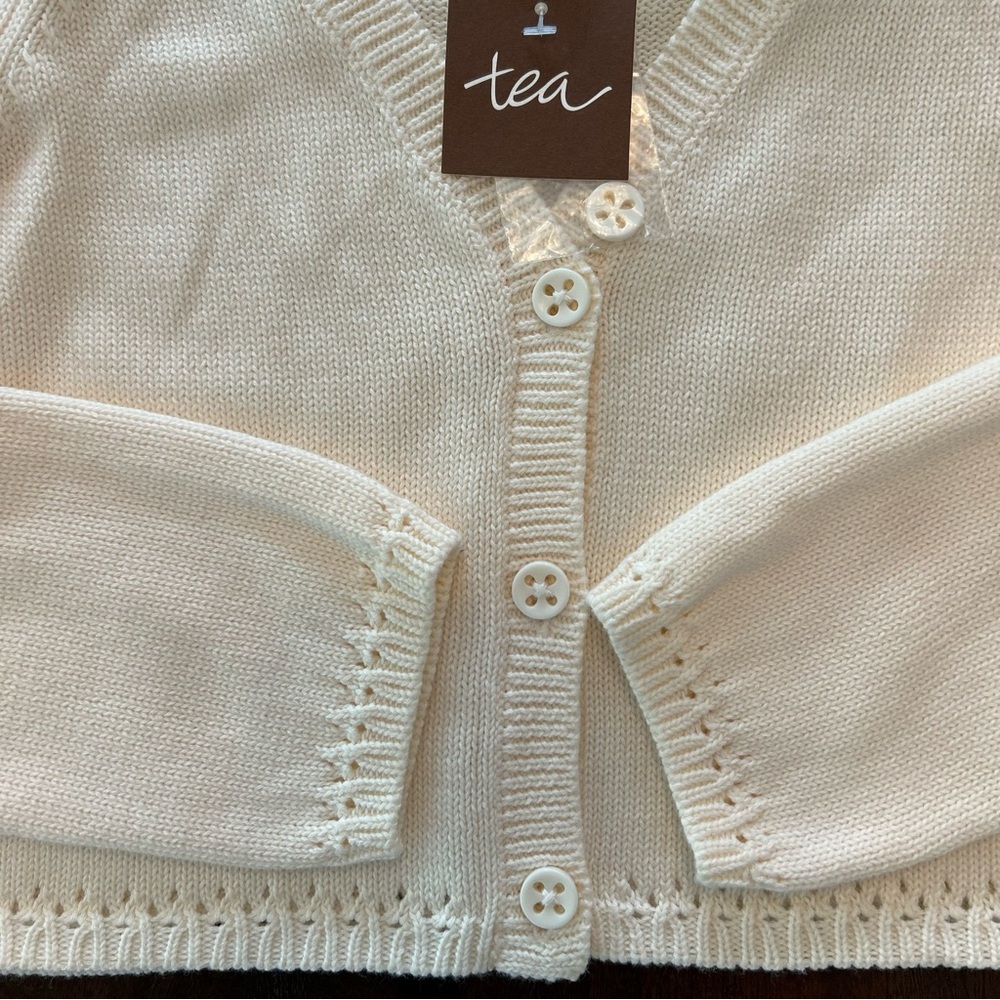 Tea Collection, NWT, Girls L/G 8-10, Cream/Ivory, Cropped, V-neck Sweater